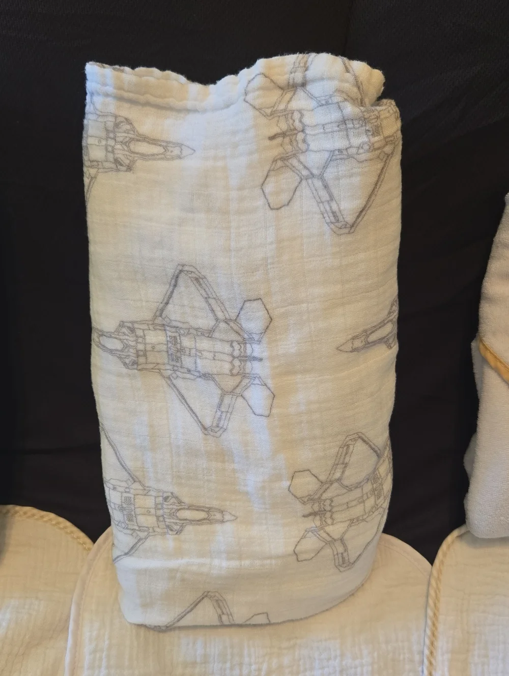 Baby Burp Cloth & Hooded Towel Bundle – 6 Pieces